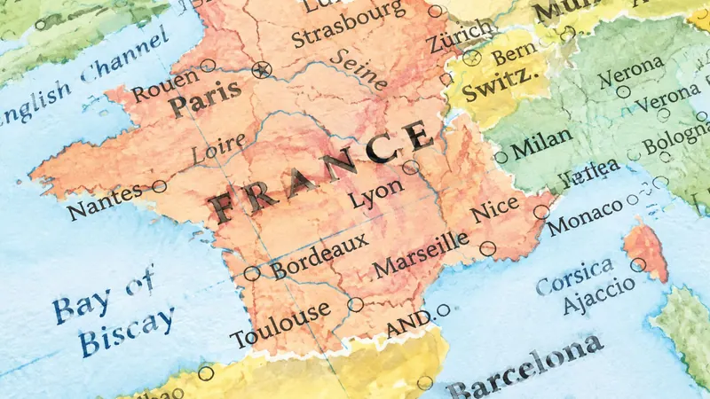 Géographie de la France naturalisation 2027 : La carte de France aide à retenir les massifs, les fleuves et les grandes villes.